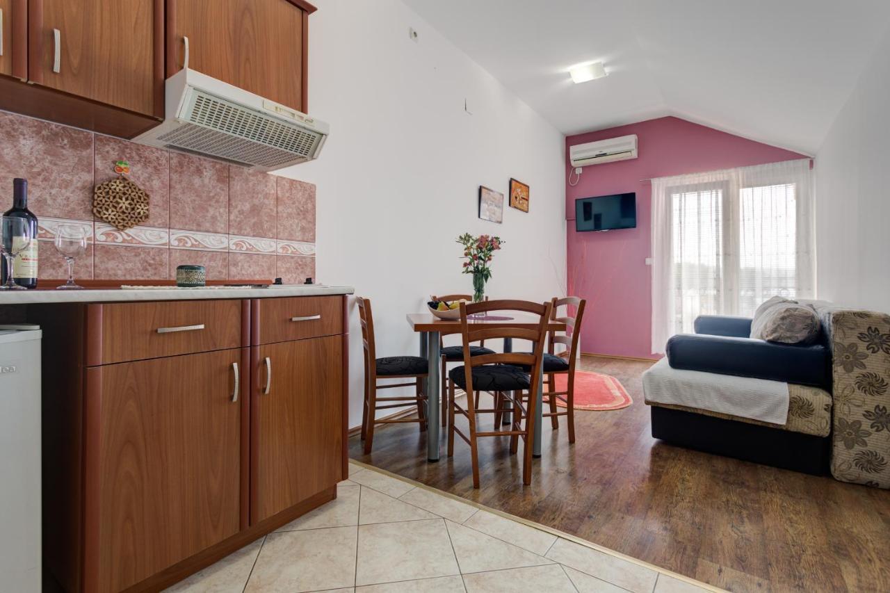 Apartments Lungomare Tivat Zewnętrze zdjęcie