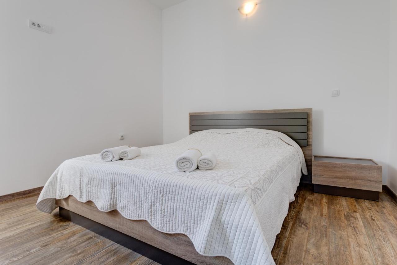 Apartments Lungomare Tivat Zewnętrze zdjęcie