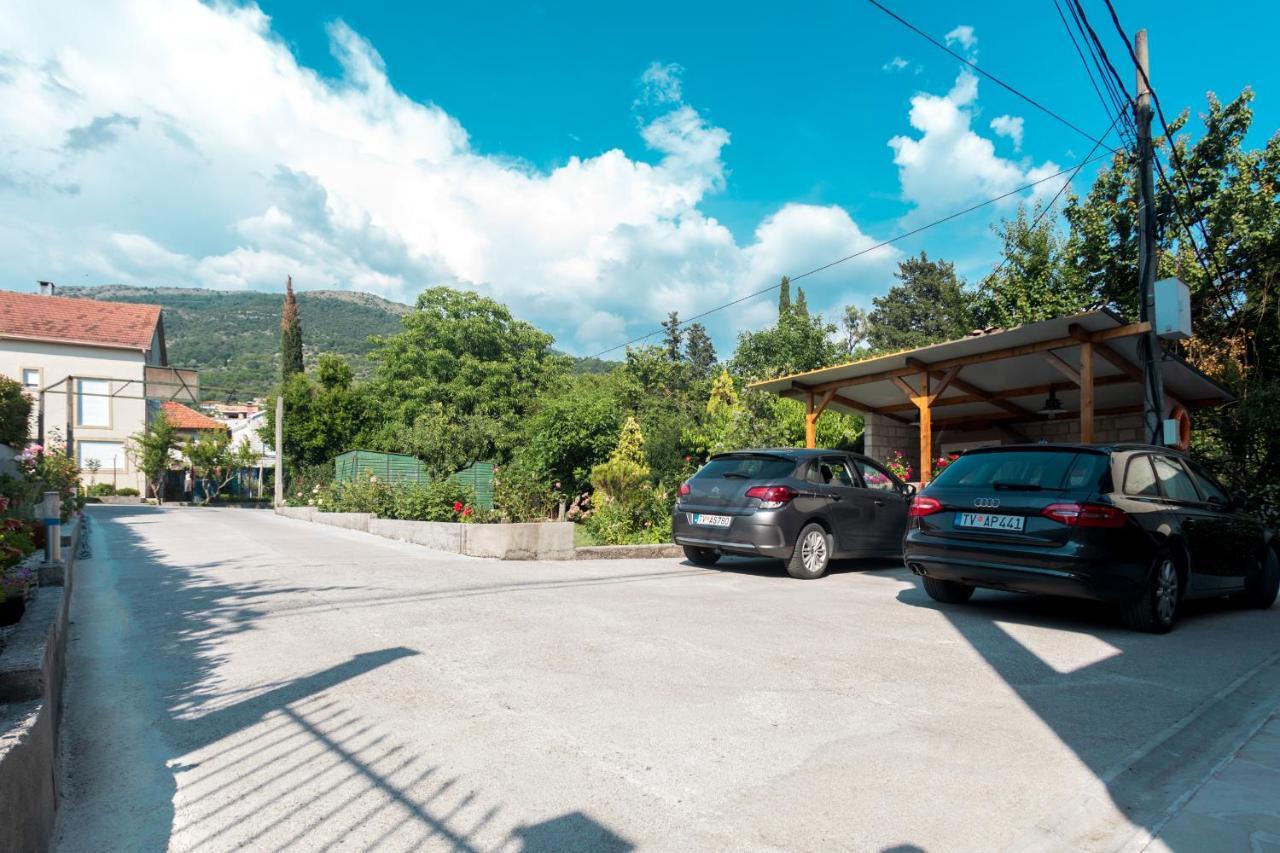 Apartments Lungomare Tivat Zewnętrze zdjęcie