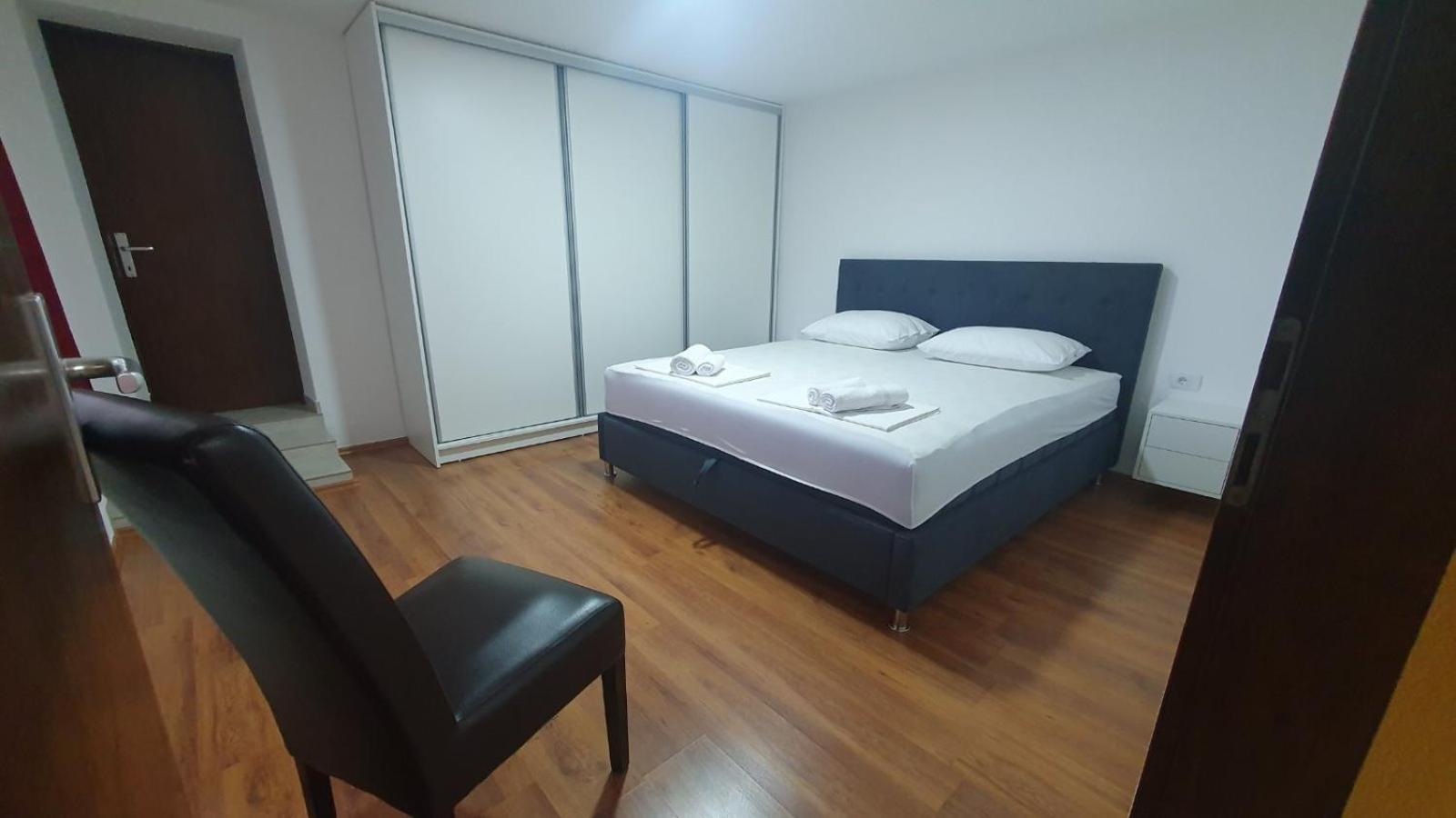 Apartments Lungomare Tivat Zewnętrze zdjęcie